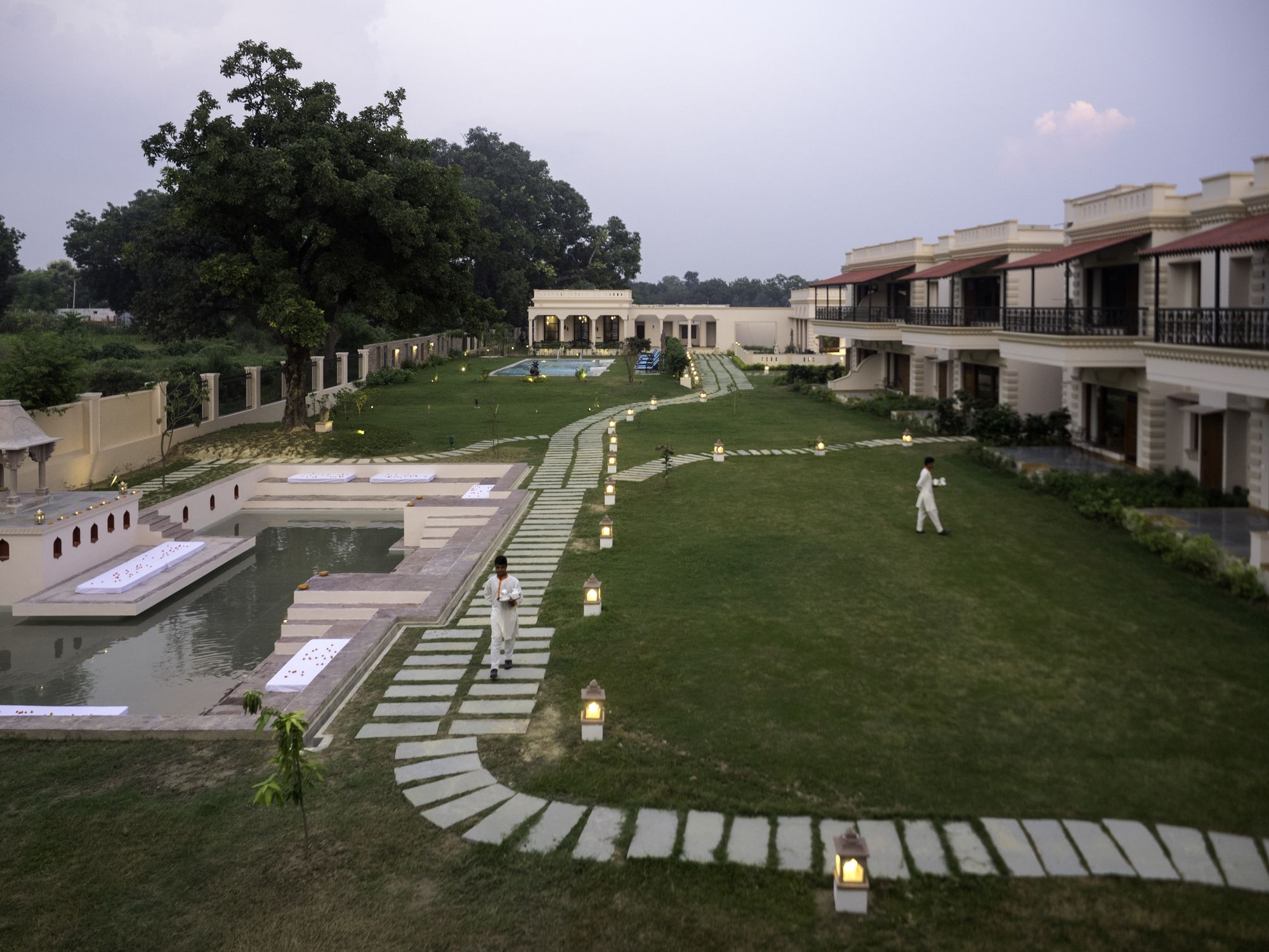 Tree Of Life Resort & Spa Varanasi Exterior foto